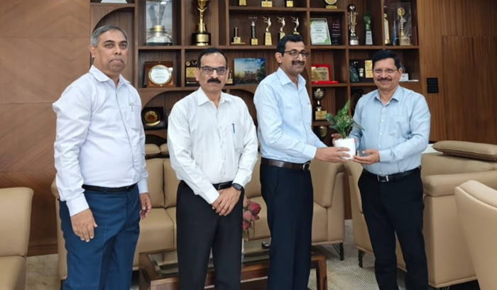 DFCCIL delegation holds meeting with CMD, SECL